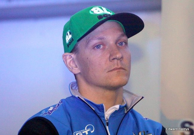 Prezentacja na lotnisku (zdjęcia)