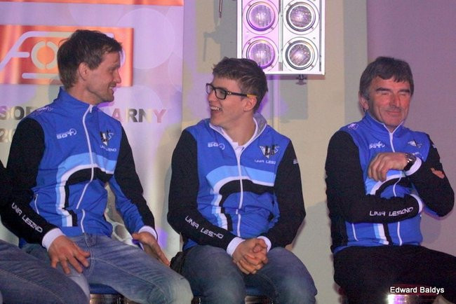 Prezentacja na lotnisku (zdjęcia)