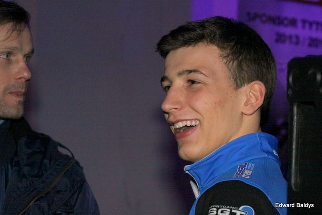 Prezentacja na lotnisku (zdjęcia)