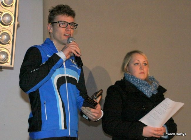 Prezentacja na lotnisku (zdjęcia)