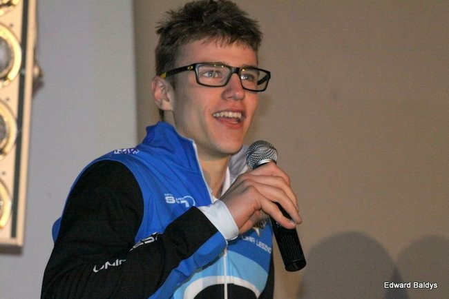 Prezentacja na lotnisku (zdjęcia)