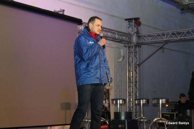 Prezentacja na lotnisku (zdjęcia)