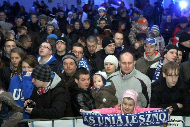 Prezentacja na lotnisku (zdjęcia)