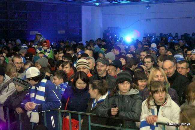 Prezentacja na lotnisku (zdjęcia)