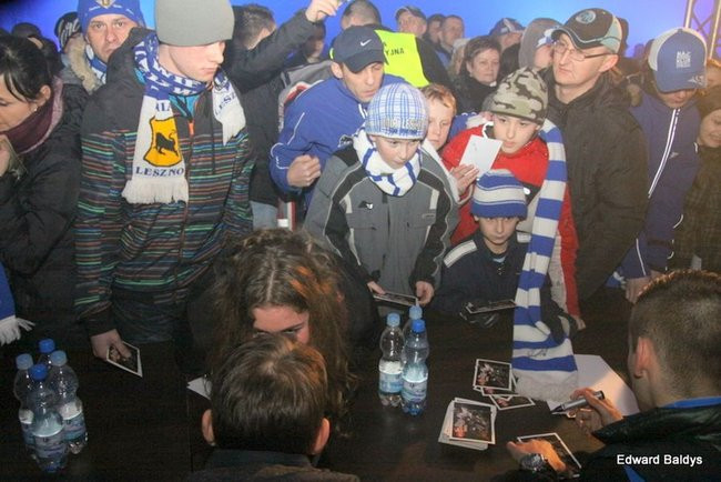 Prezentacja na lotnisku (zdjęcia)