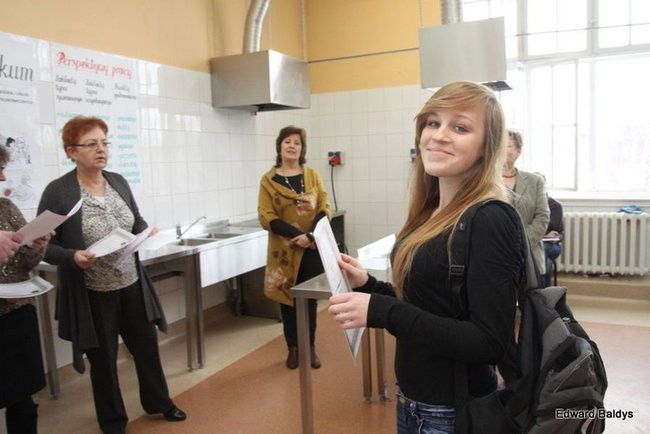 Dziś głosują gimnazjaliści (zdjęcia)