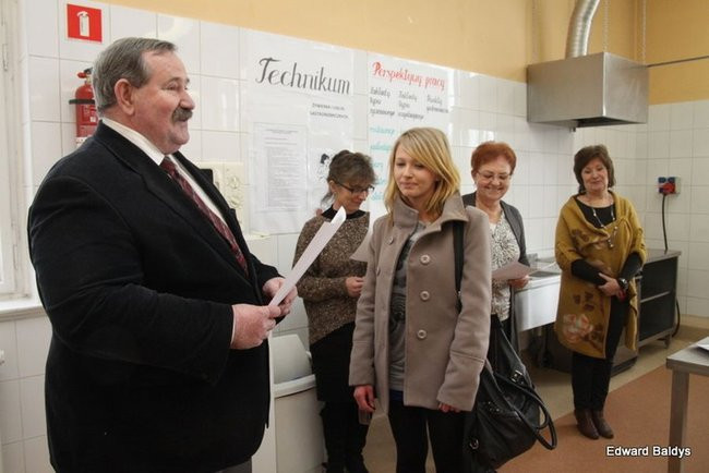 Dziś głosują gimnazjaliści (zdjęcia)