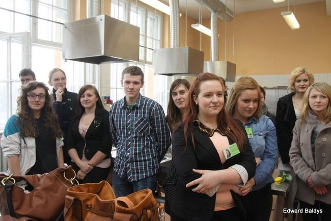 Dziś głosują gimnazjaliści (zdjęcia)