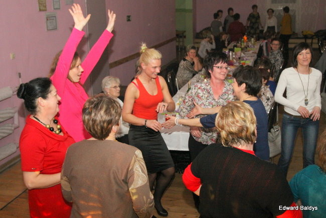 Babska biesiada w Wojnowicach (zdjęcia)