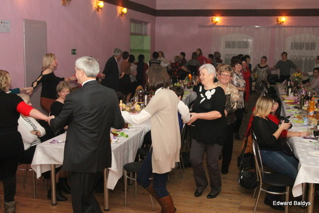 Babska biesiada w Wojnowicach (zdjęcia)