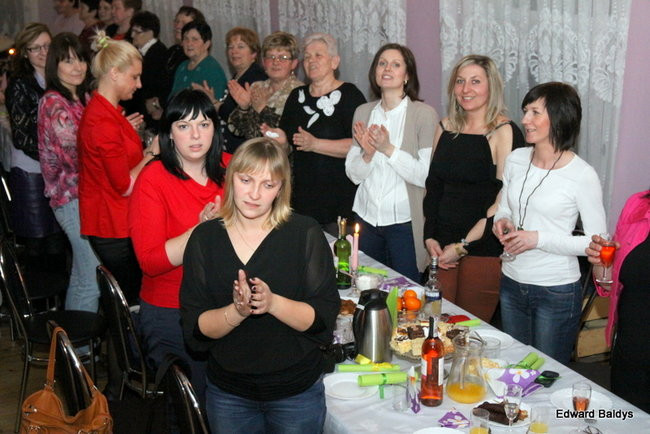 Babska biesiada w Wojnowicach (zdjęcia)