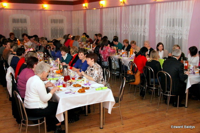Babska biesiada w Wojnowicach (zdjęcia)