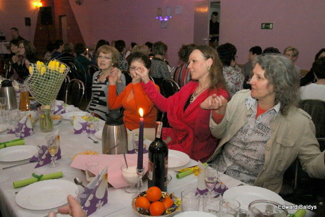 Babska biesiada w Wojnowicach (zdjęcia)