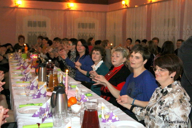 Babska biesiada w Wojnowicach (zdjęcia)