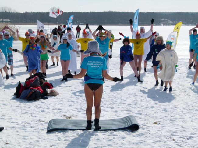 Uratowali Marzannę i zimę (zdjęcia)