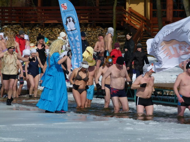 Uratowali Marzannę i zimę (zdjęcia)