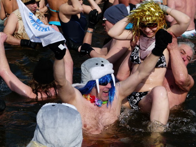 Uratowali Marzannę i zimę (zdjęcia)