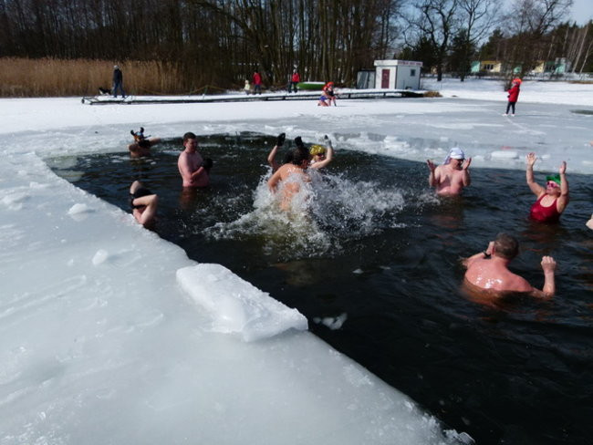 Uratowali Marzannę i zimę (zdjęcia)