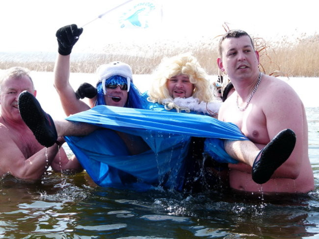 Uratowali Marzannę i zimę (zdjęcia)