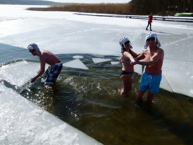 Uratowali Marzannę i zimę (zdjęcia)