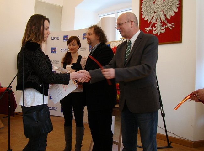 Języki obce znają bardzo dobrze (zdjęcia)