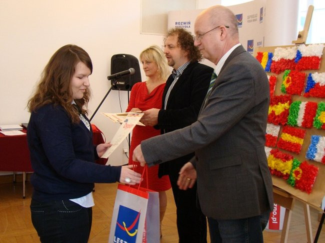 Języki obce znają bardzo dobrze (zdjęcia)