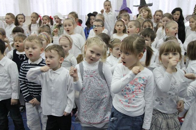 Biały Dzień w przedszkolu (zdjęcia)