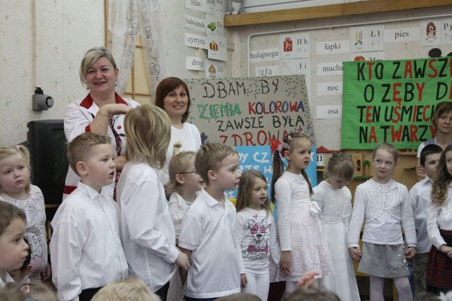 Biały Dzień w przedszkolu (zdjęcia)