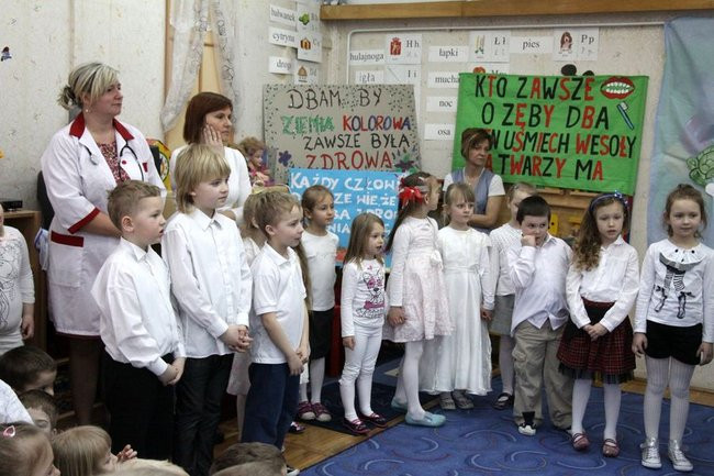 Biały Dzień w przedszkolu (zdjęcia)