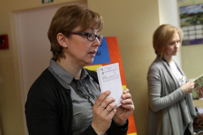 Pasowanie na czytelnika w ?dziesiątce? (zdjęcia)