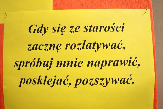 Pasowanie na czytelnika w ?dziesiątce? (zdjęcia)