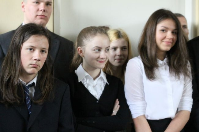 Gimnazjaliści mają ciężkie dni (zdjęcia)