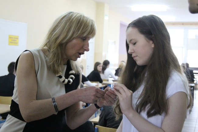 Gimnazjaliści mają ciężkie dni (zdjęcia)