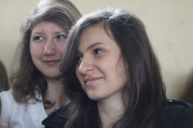 Gimnazjaliści mają ciężkie dni (zdjęcia)