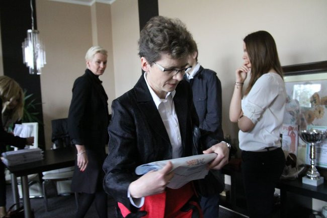 Gimnazjaliści mają ciężkie dni (zdjęcia)