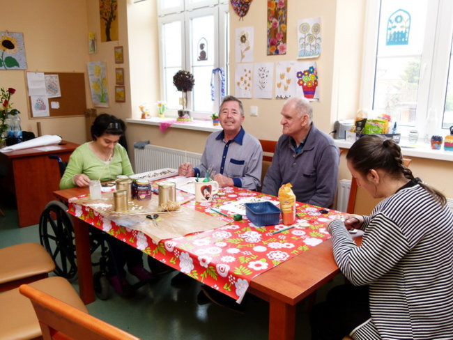 Wstęga w domu dla niepełnosprawnych (zdjęcia)