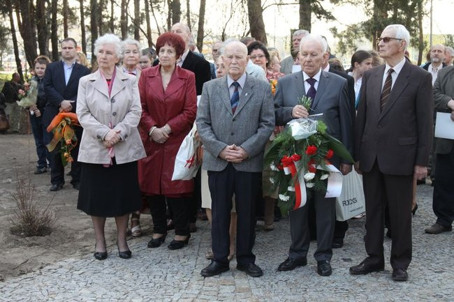 Odsłonięto Pomnik Matki Sybiraczki (zdjęcia)