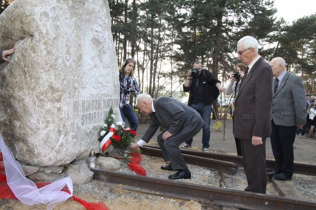 Odsłonięto Pomnik Matki Sybiraczki (zdjęcia)