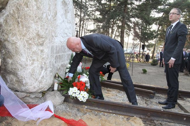 Odsłonięto Pomnik Matki Sybiraczki (zdjęcia)