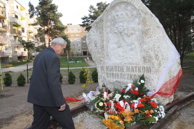 Odsłonięto Pomnik Matki Sybiraczki (zdjęcia)