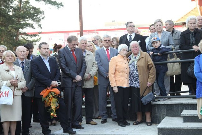 Odsłonięto Pomnik Matki Sybiraczki (zdjęcia)