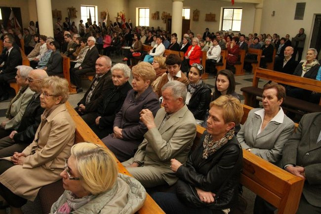 Odsłonięto Pomnik Matki Sybiraczki (zdjęcia)