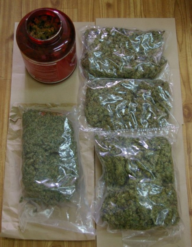 Sportowiec handlował narkotykami (zdjęcia)