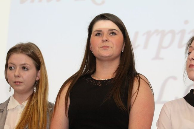 Maturzyści z IV LO pożegnali szkołę (zdjęcia)