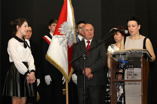 Maturzyści z IV LO pożegnali szkołę (zdjęcia)