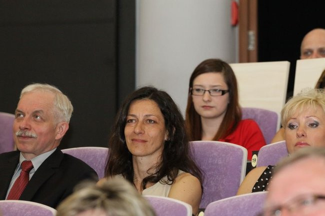 Maturzyści z IV LO pożegnali szkołę (zdjęcia)