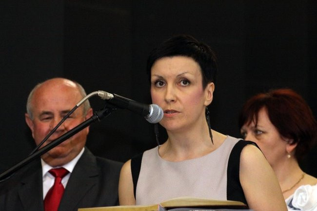 Maturzyści z IV LO pożegnali szkołę (zdjęcia)