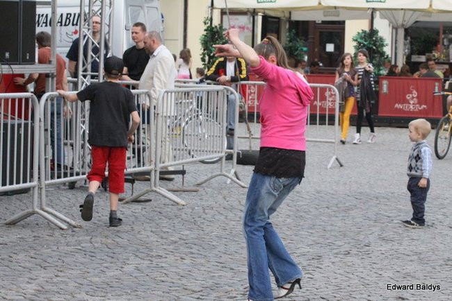 Dwudniowe Szlifowanie bruku (dużo zdjęć)