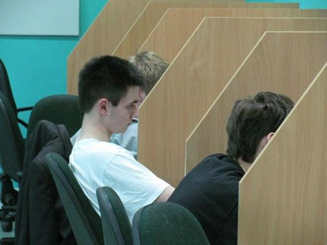 100 uczestników mistrzostw w informatyce (zdjęcia)