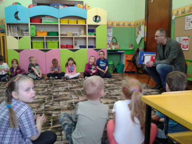 Poseł u przedszkolaków (zdjęcia)